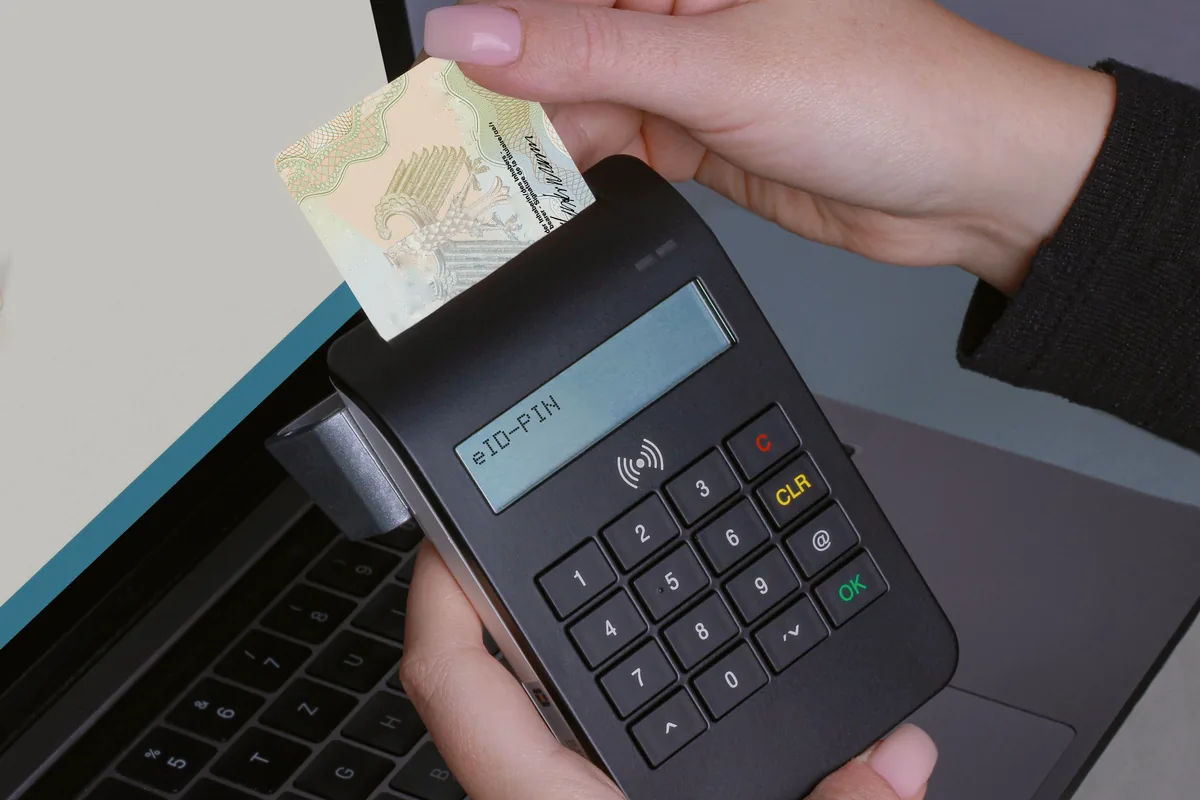 Verificação digital de dados durante um cadastro online